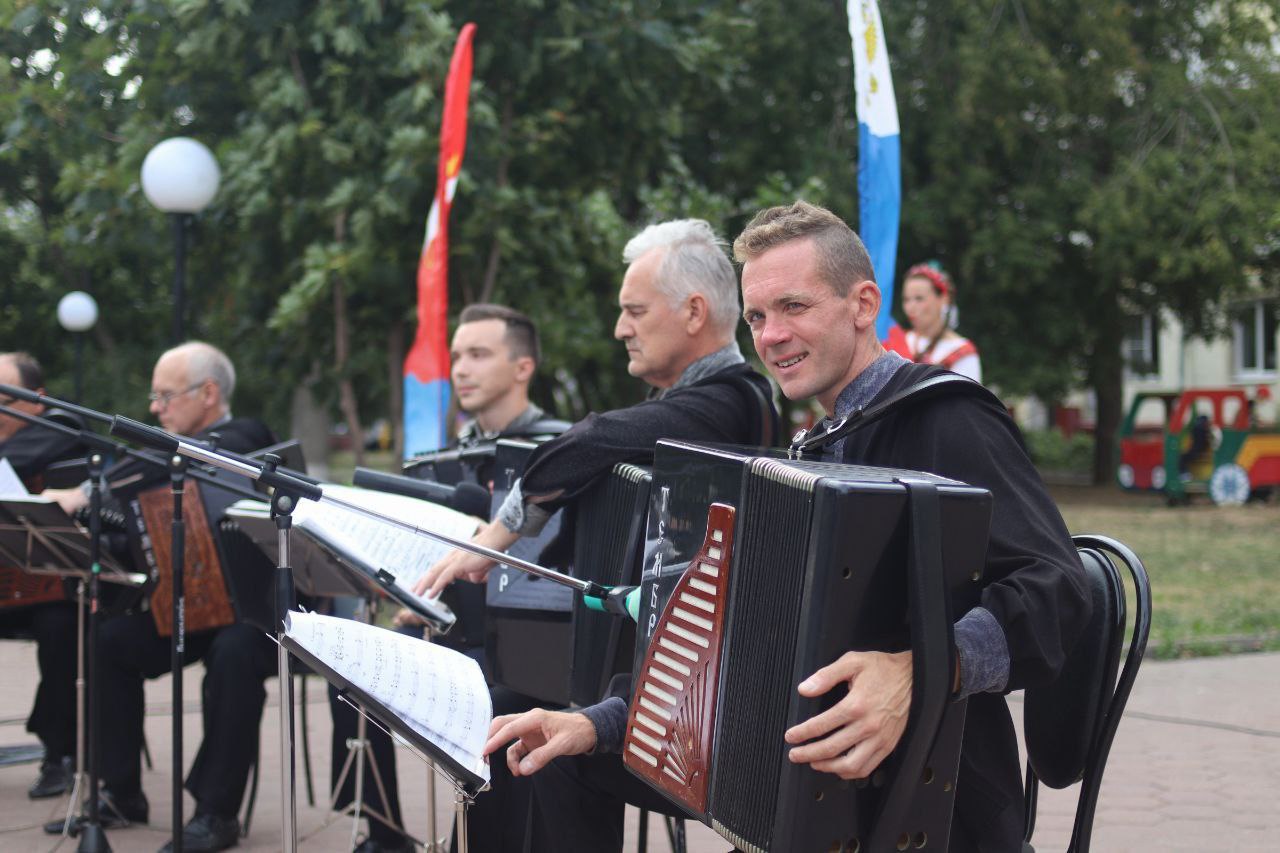 В Наукограде отметили День Государственного флага Российской Федерации!