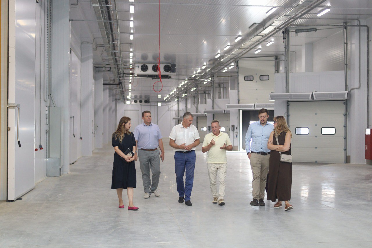 Глава городского округа Фрязино Дмитрий Воробьев посетил новый складской морозильный комплекс «Экохолод»