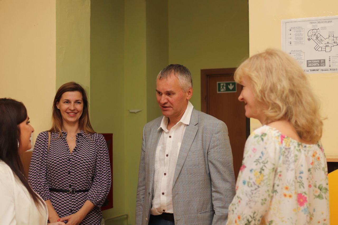 Глава городского округа Фрязино Дмитрий Воробьев посетил уникальный частный детский сад «IBAMBINI»