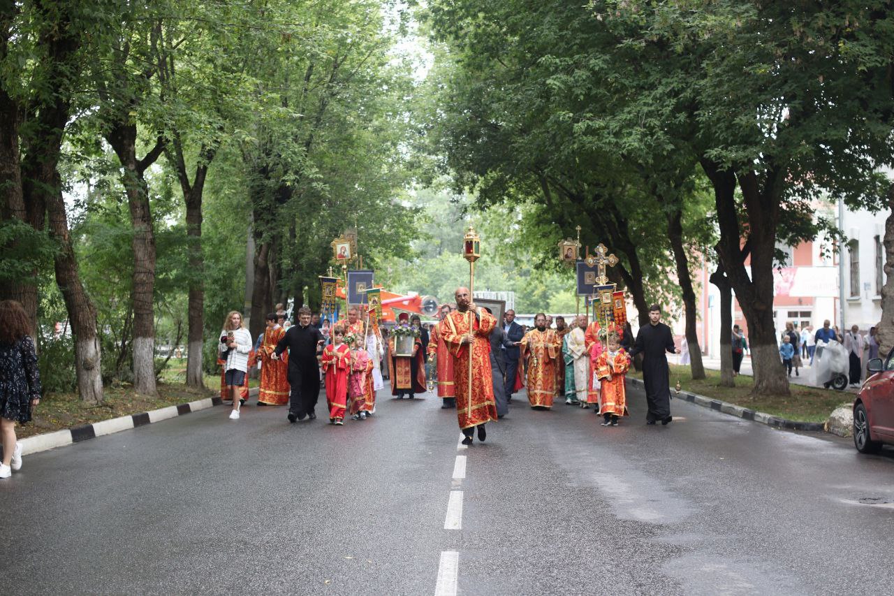 В праздник памяти святого великомученика Пантелеймона глава городского округа Фрязино Дмитрий Воробьев пожелал всем крепкого здоровья, отличного самочувствия, радости и счастья!