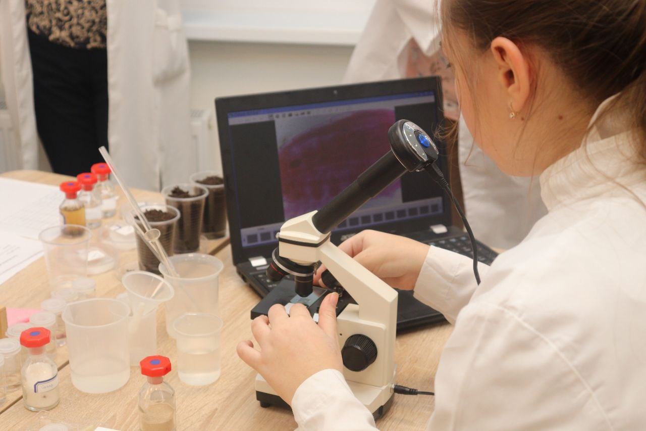 Во фрязинском лицее открылась естественно-научная лаборатория «Мудрый филин»