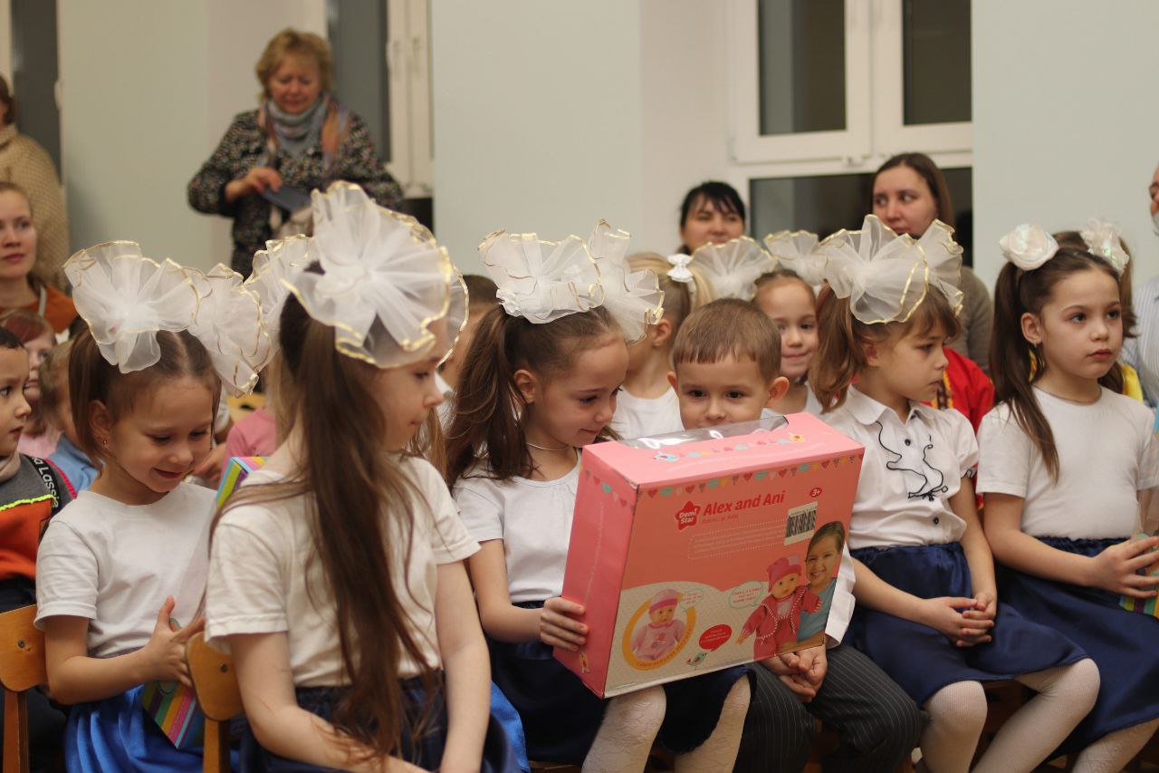 ОПИСАНИЕ_КАРТИНКИ