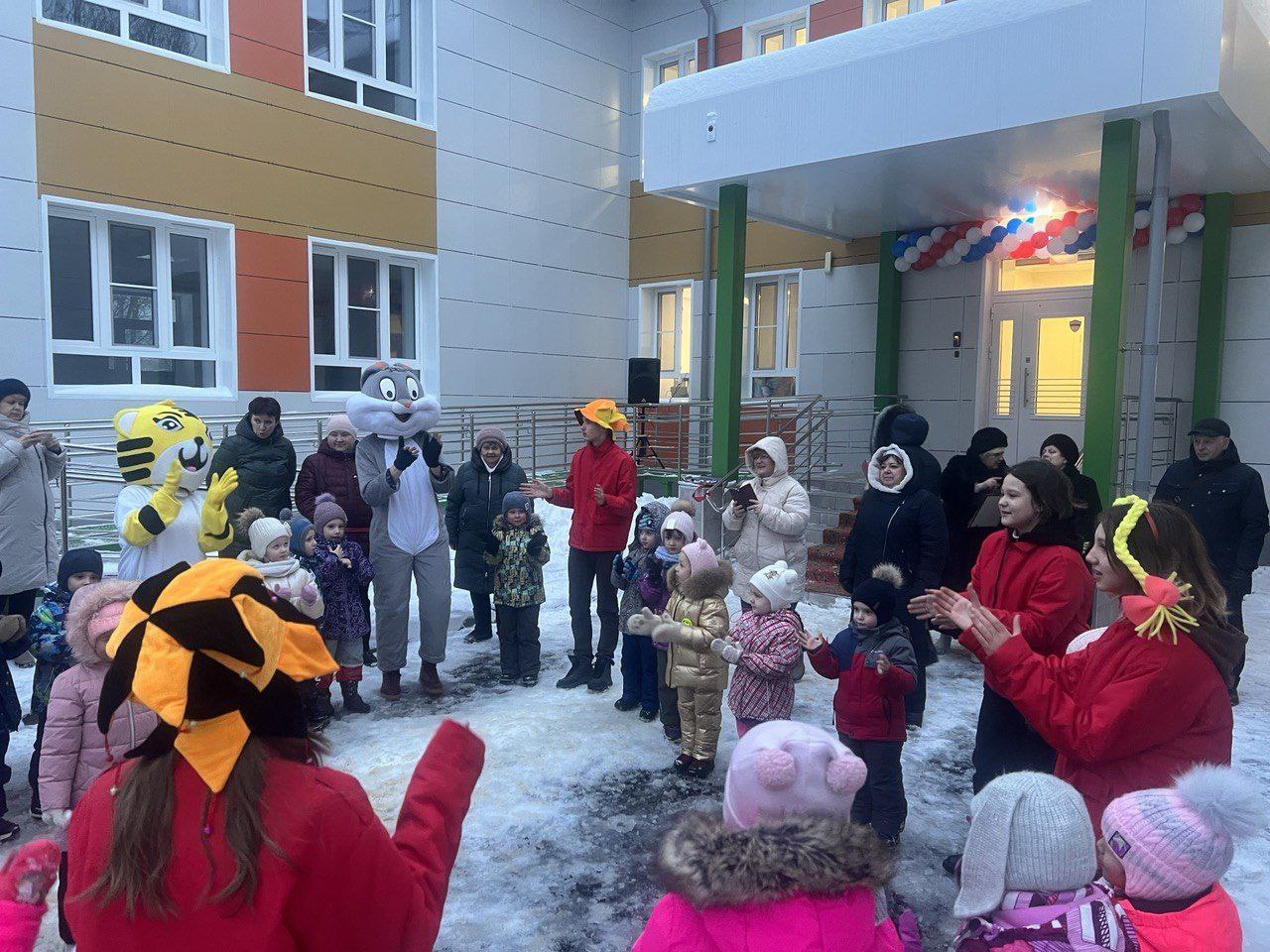 ОПИСАНИЕ_КАРТИНКИ