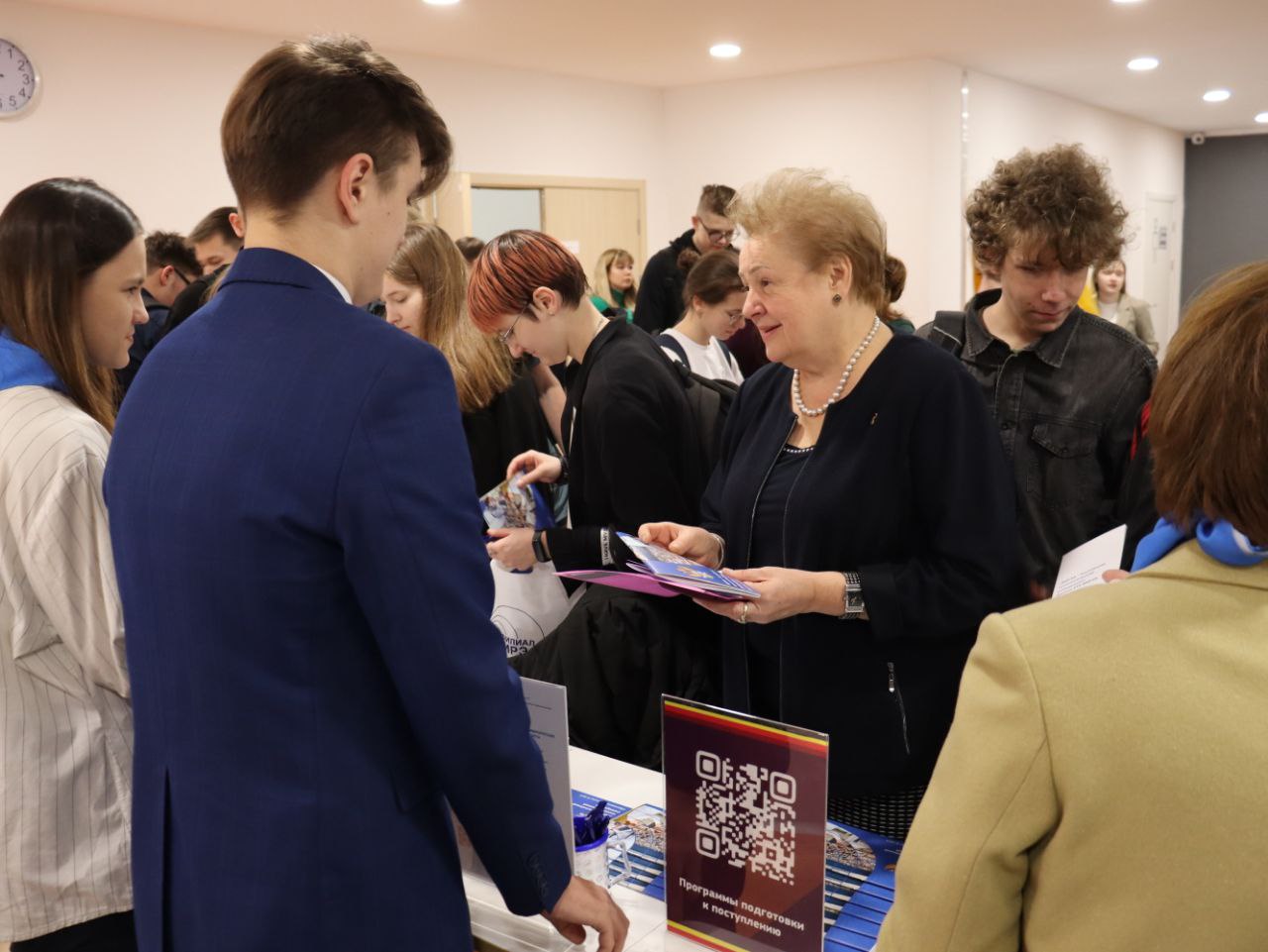 В новом корпусе первой школы прошла ярмарка учебных вакансий