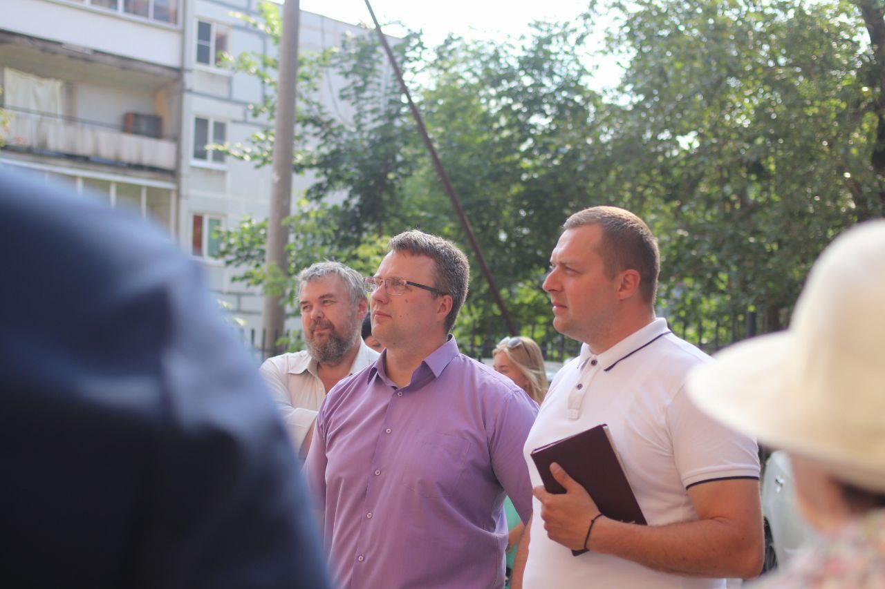 Глава городского округа Фрязино Дмитрий Воробьев проверил состояние дома №5 по улице Центральной