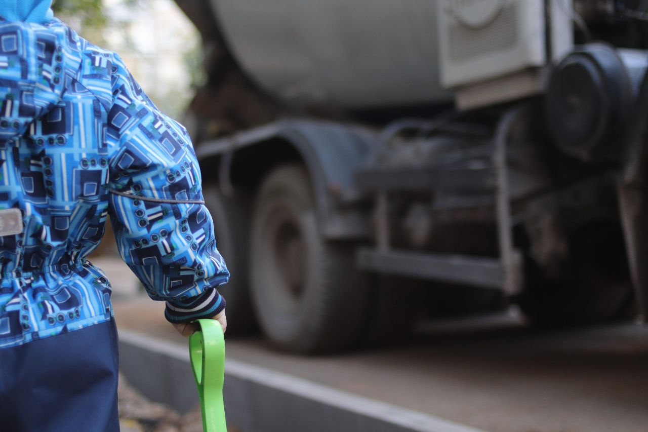 Комплексное благоустройство дворовой территории проходит во Фрязино!