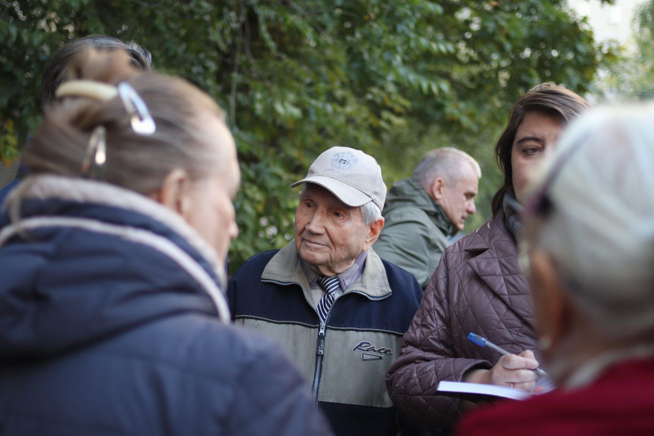 Комплексное благоустройство дворовой территории проходит во Фрязино!