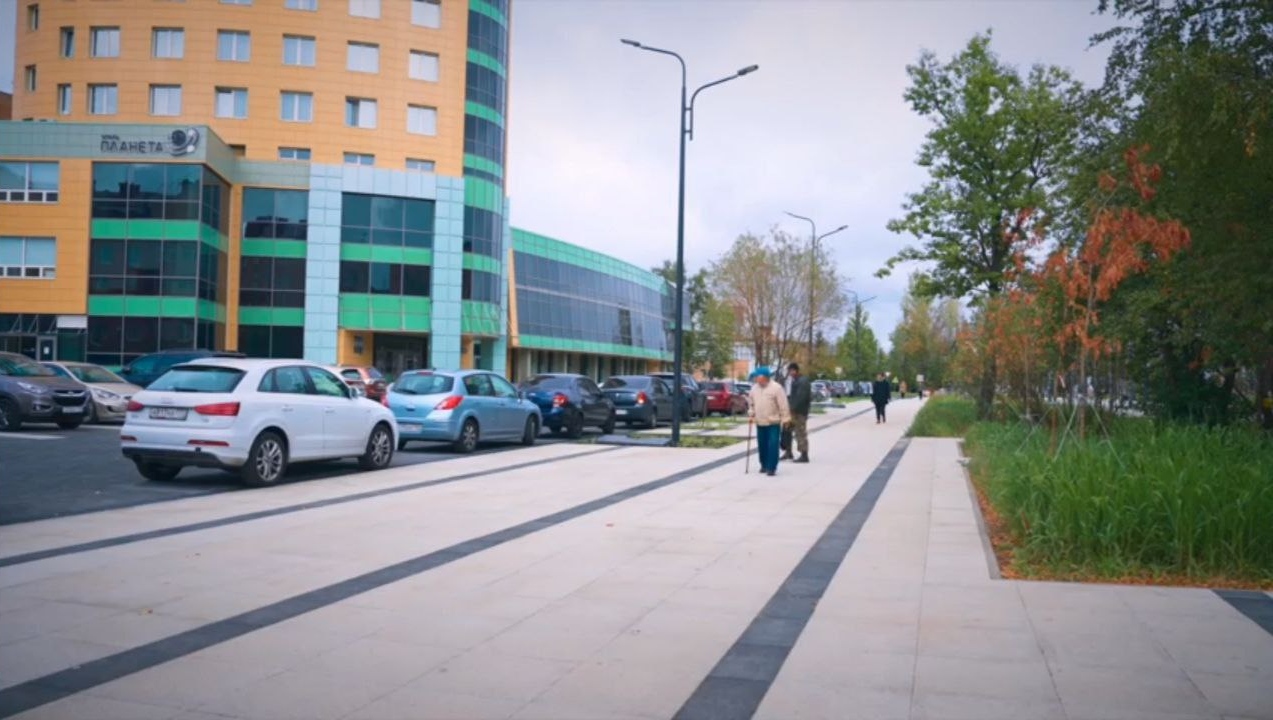 Благоустройство площади закончили ко Дню города