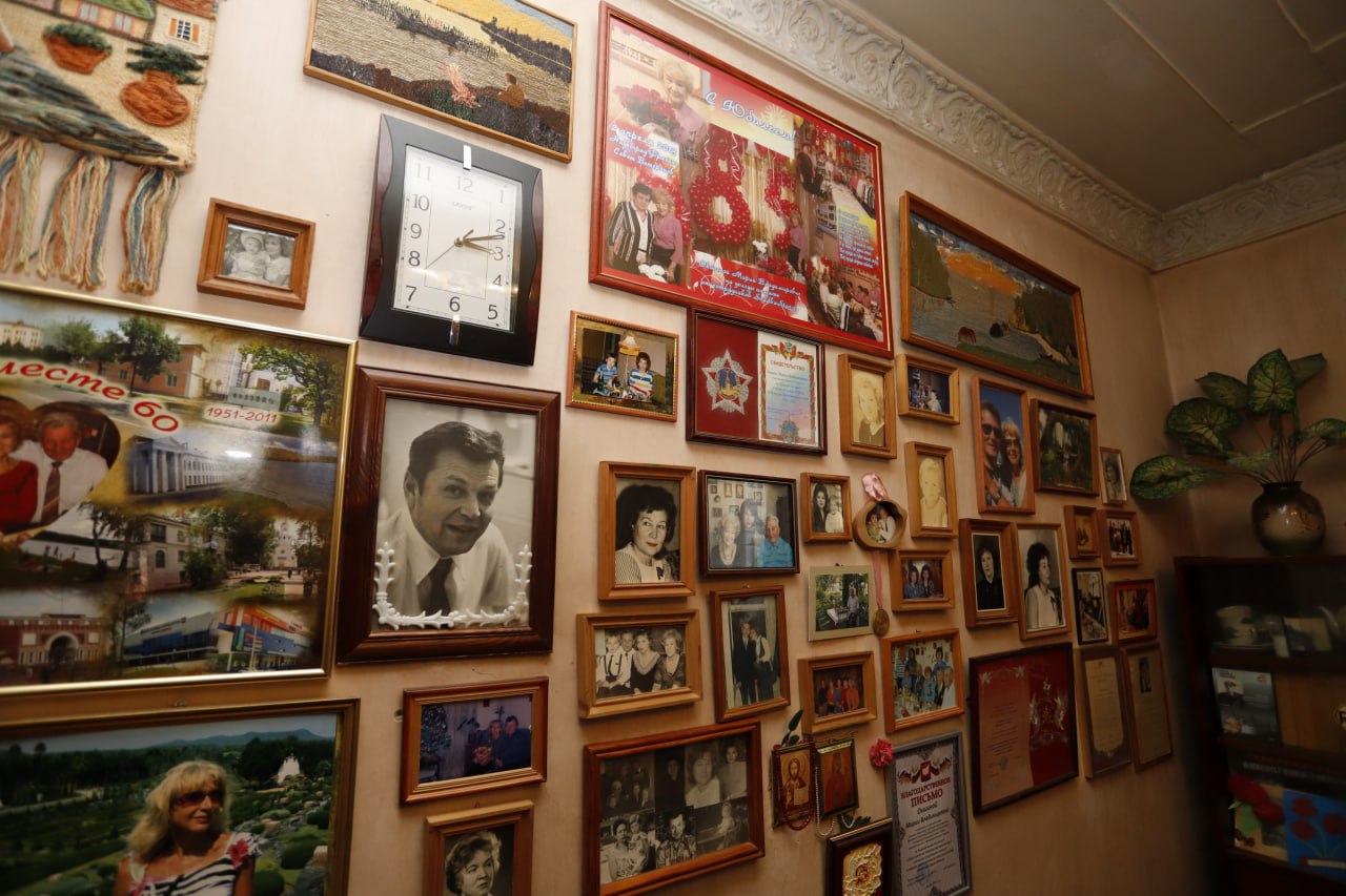 Глава городского округа Фрязино Дмитрий Воробьев поздравил с 95-летием ветерана Великой Отечественной войны Окшину Марию Владимировну