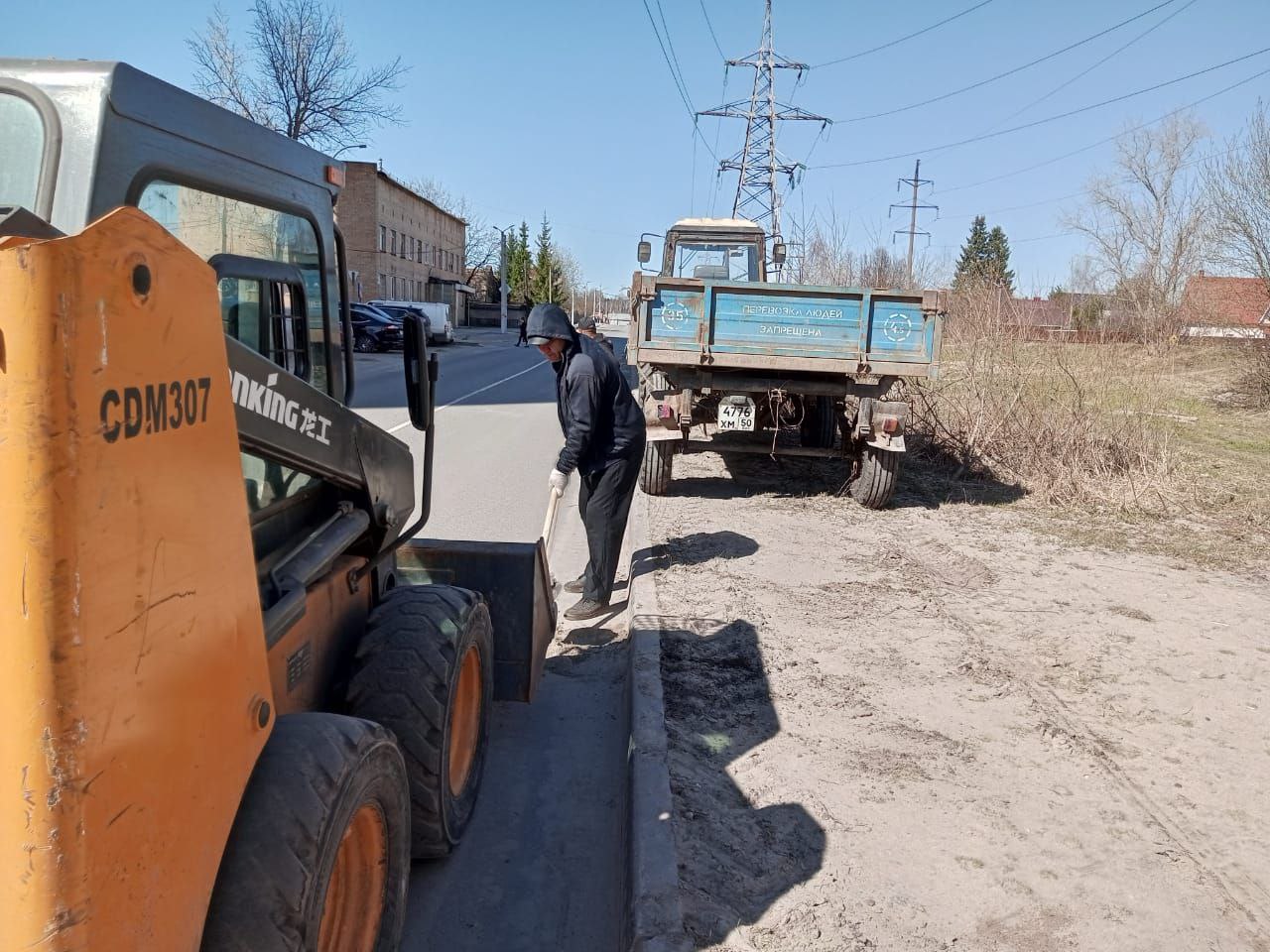 В рамках месячника благоустройства с начала апреля наводим порядок в округе