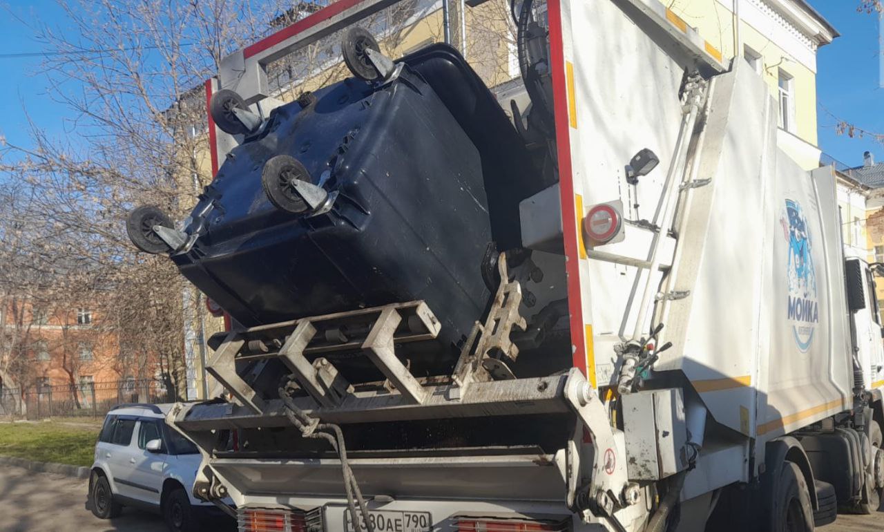 В рамках месячника благоустройства с начала апреля наводим порядок в округе