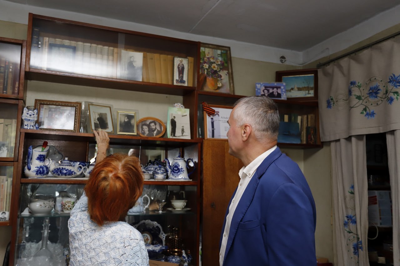 Глава городского округа Фрязино Дмитрий Воробьев поздравил с юбилеем труженицу тыла Москалеву Марию Петровну