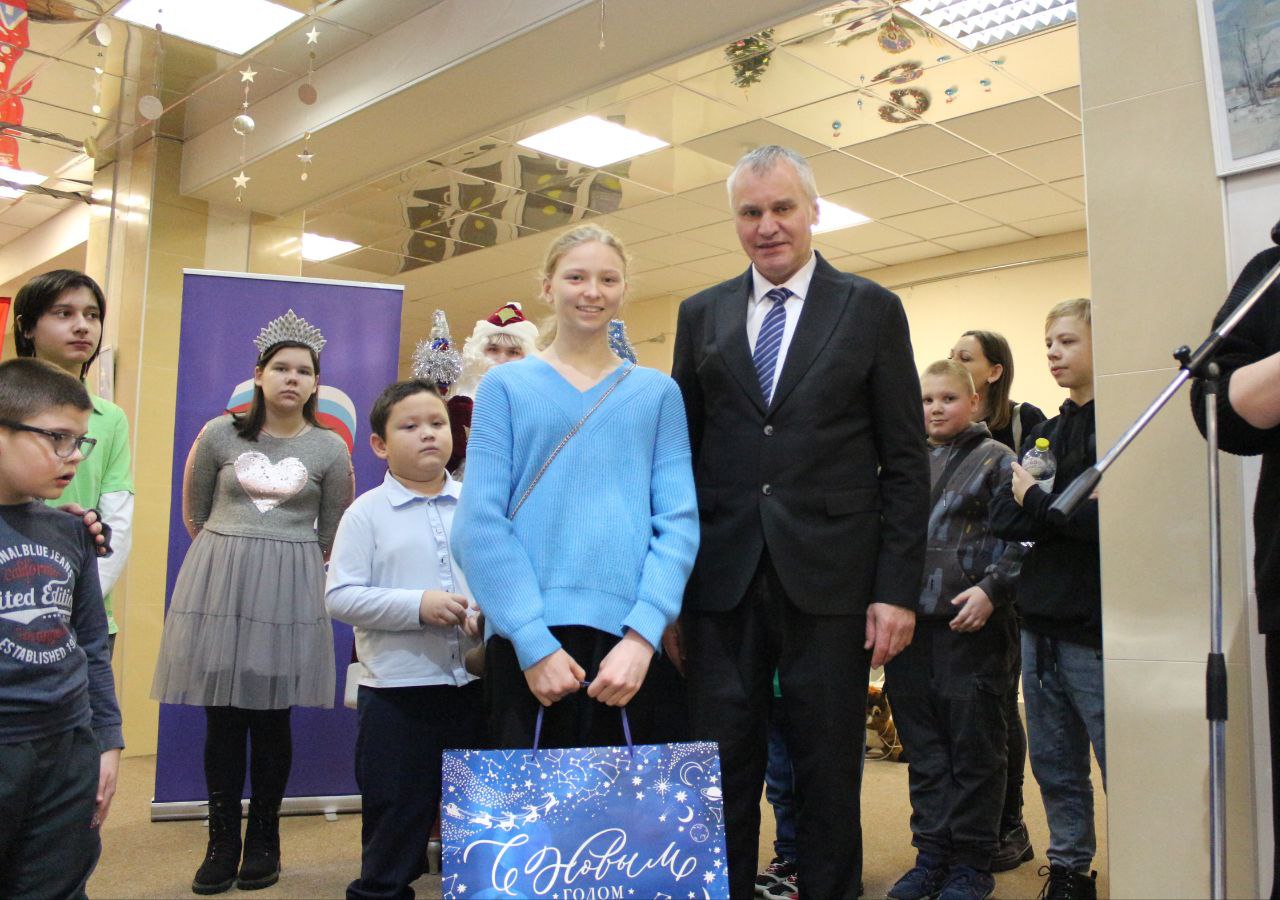 Во Фрязино завершилась одна из самых добрых новогодний акций - «Ёлка желаний».