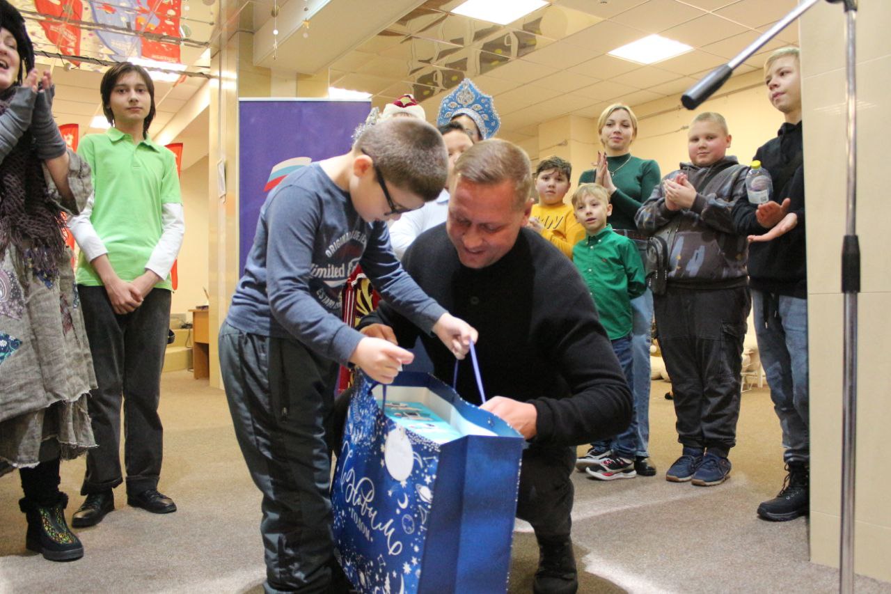 Во Фрязино завершилась одна из самых добрых новогодний акций - «Ёлка желаний».