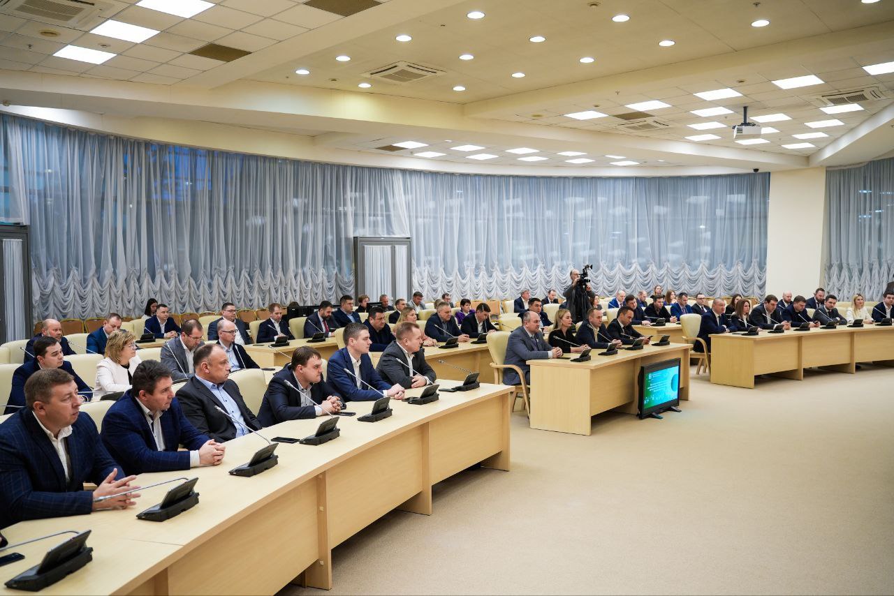 Торжественная церемония вручения паспортов готовности муниципалитетов к осенне-зимнему периоду