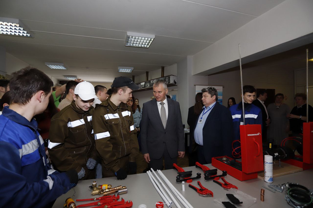 При поддержке Министерства образования Московской области во Фрязино прошел фестиваль профессий «Путь навыков»