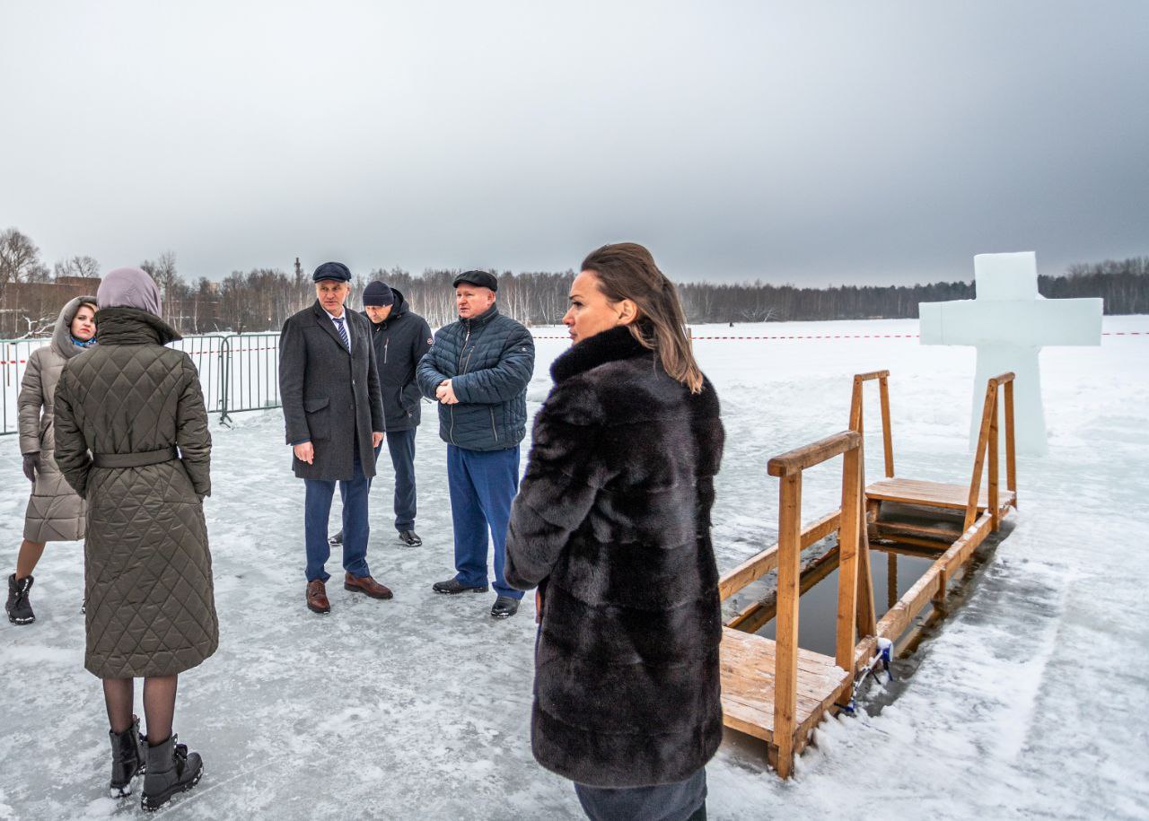 Глава городского округа Фрязино Дмитрий Воробьев проверил готовность мест для проведения крещенских купаний на территории городского округа Фрязино