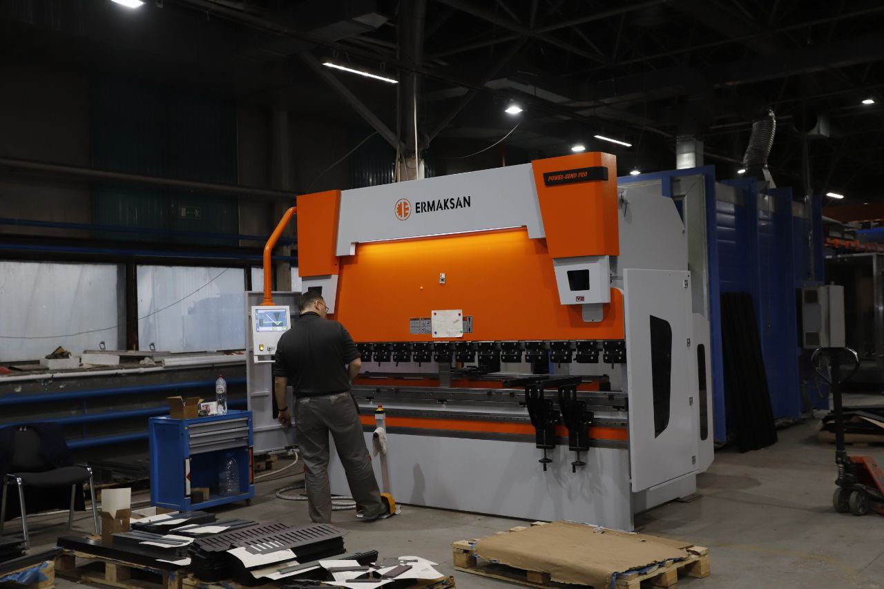 По поручению главы городского округа Фрязино Дмитрия Воробьева его заместитель Наталия Князева и руководитель центра «Мой бизнес» посетили фрязинскую компанию ООО «ПК РСКИТ»