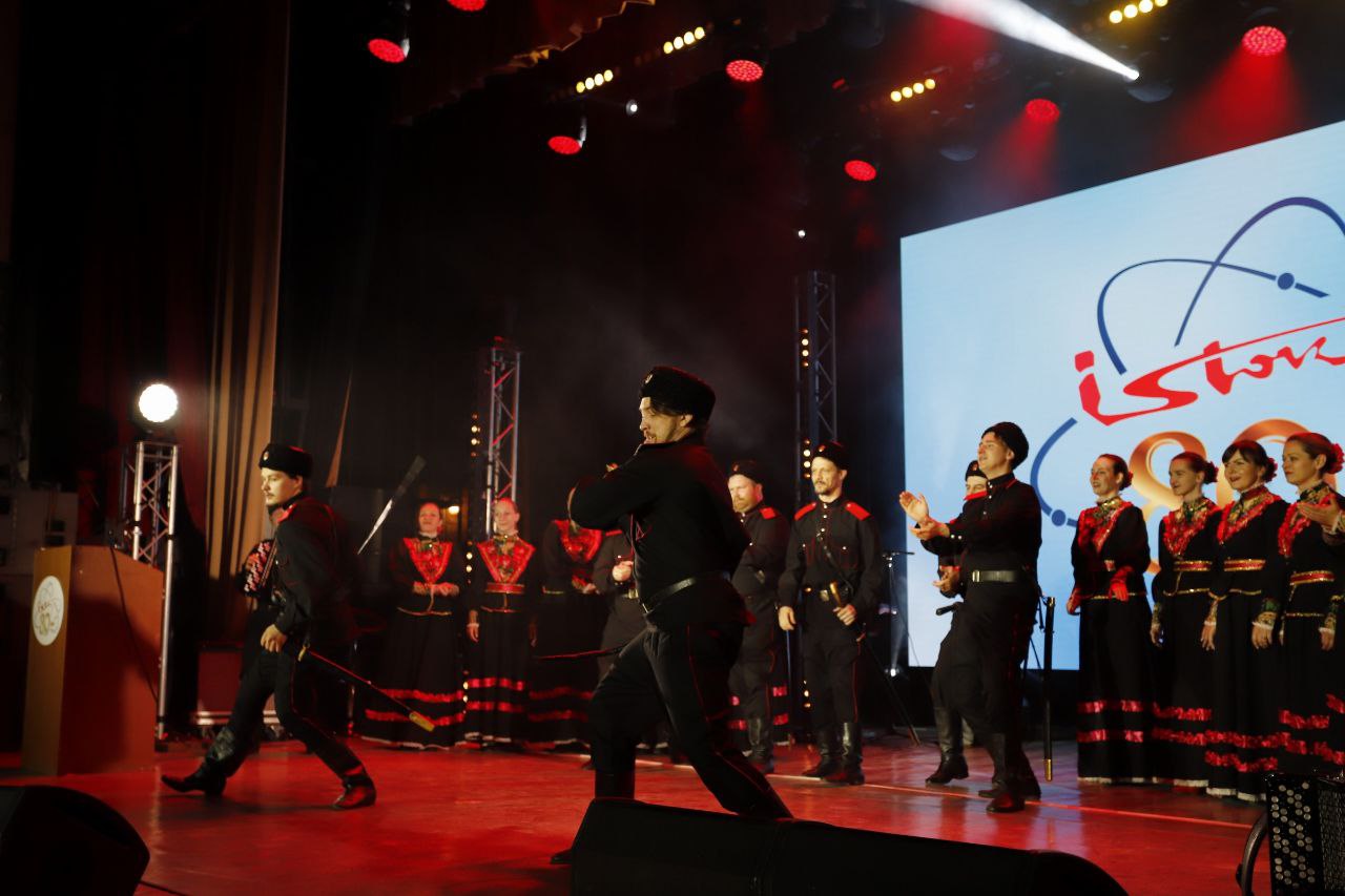 Российскому флагману в области СВЧ-электроники – 80 лет!