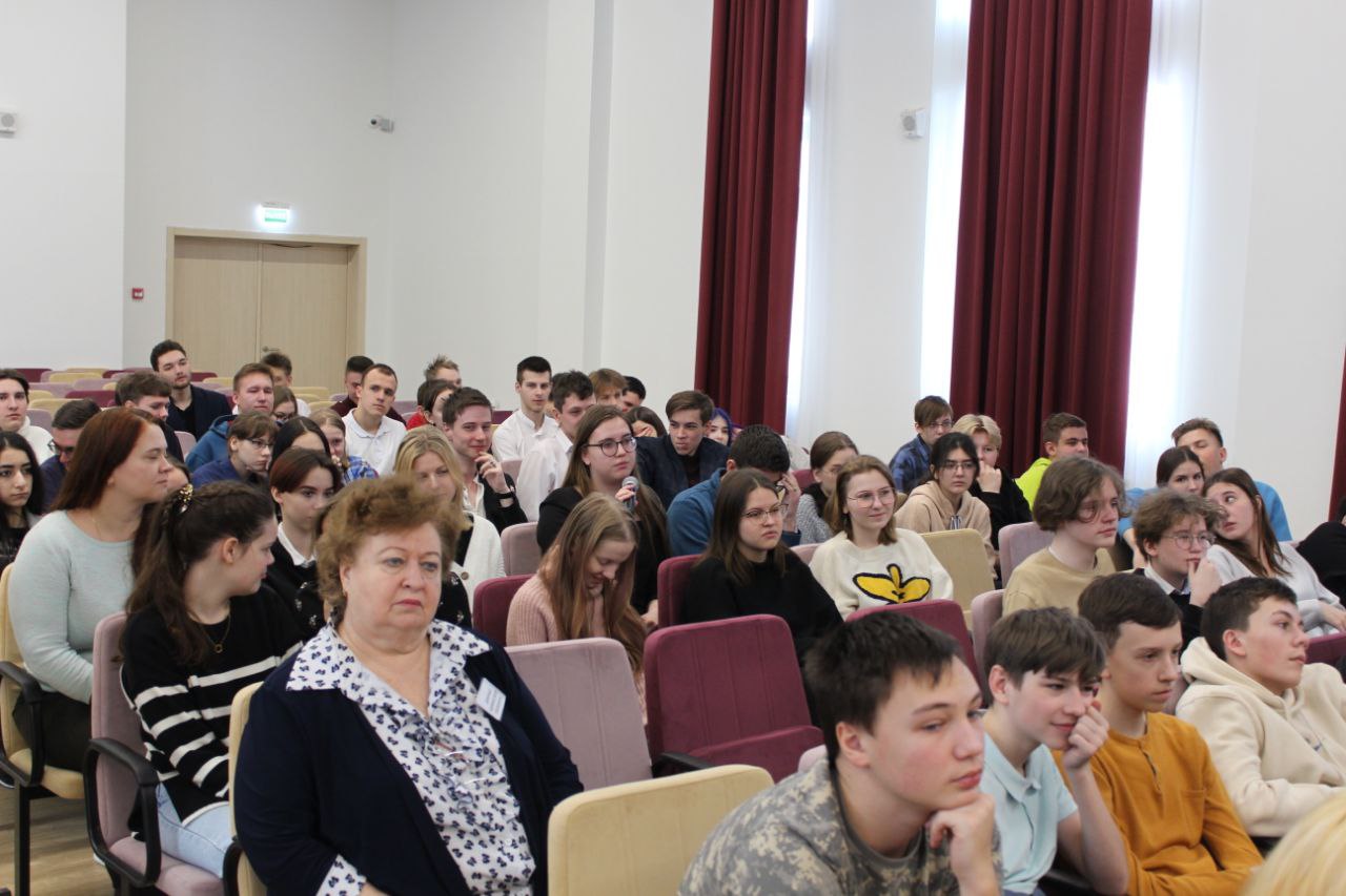 Лекции на тему «О надлежащем использовании внутридомовых и общегородских сетей водоотведения жителями города, с целью недопущения аварии на канализационных сетях»