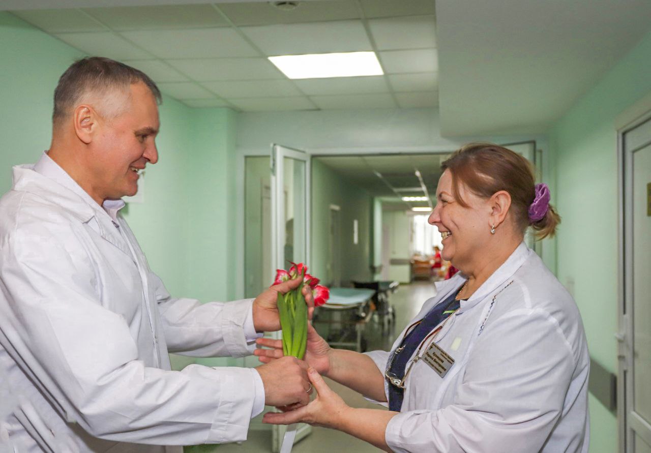 Поздравили коллектив Обособленного подразделения им. М.В. Гольца Щелковской городской больницы