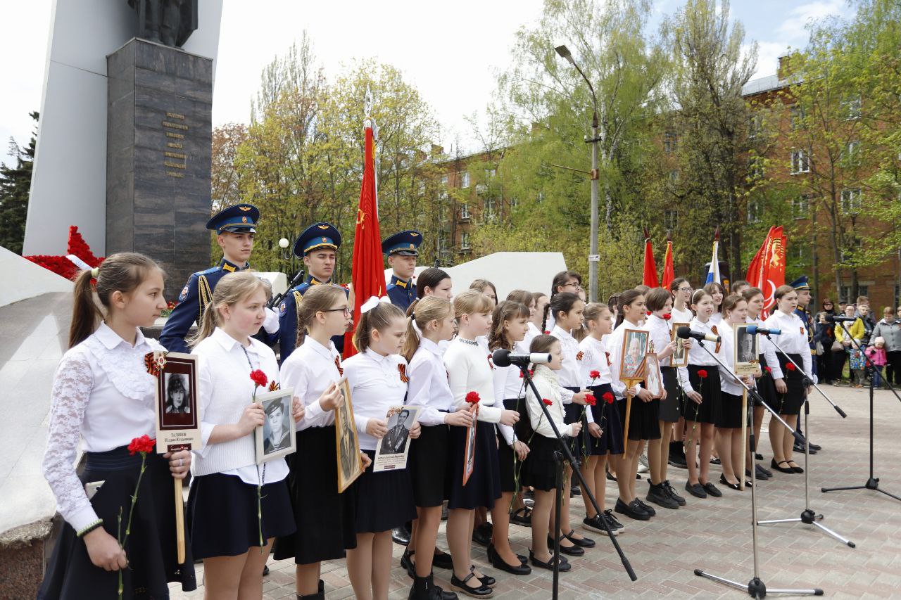 Склонили головы у памятных мест Наукограда