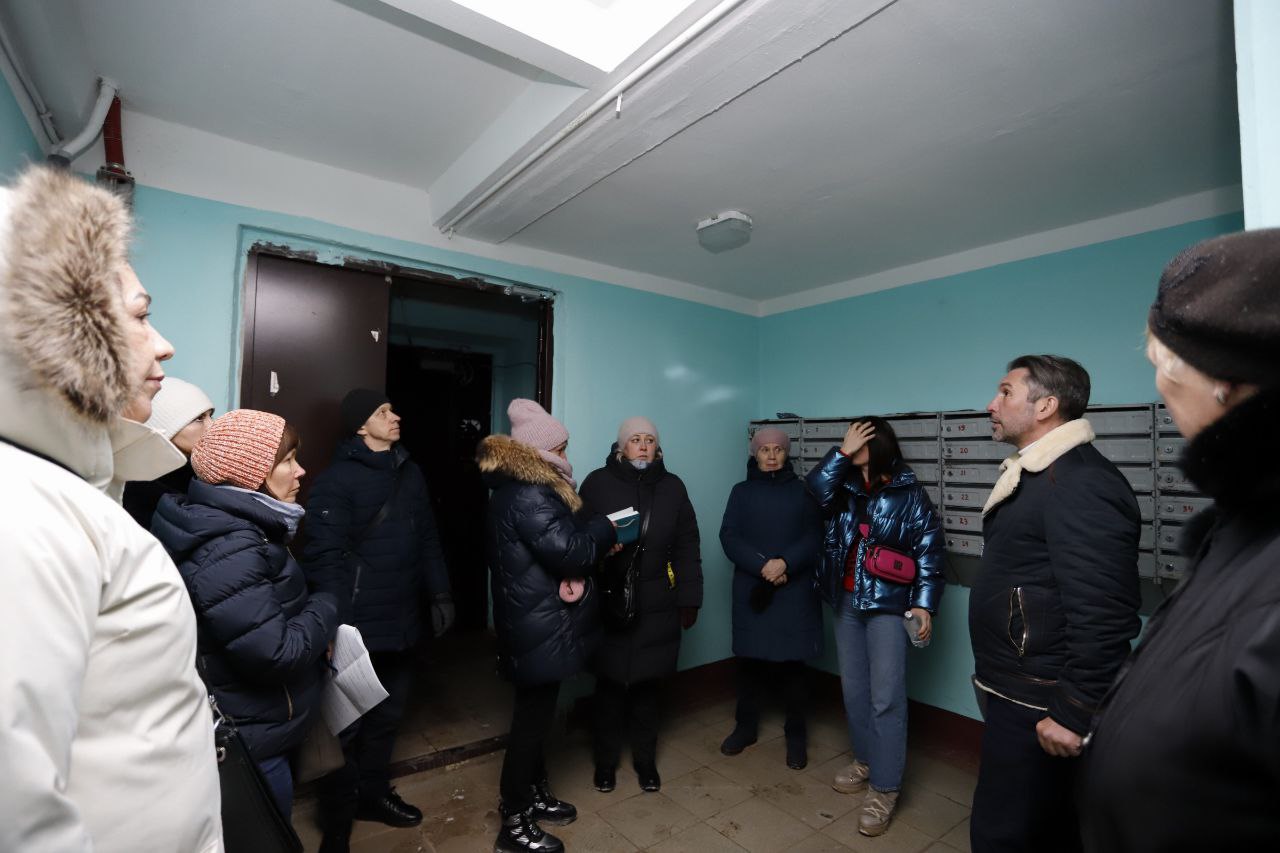 Встреча с жителями дома №39 по улице Ленина