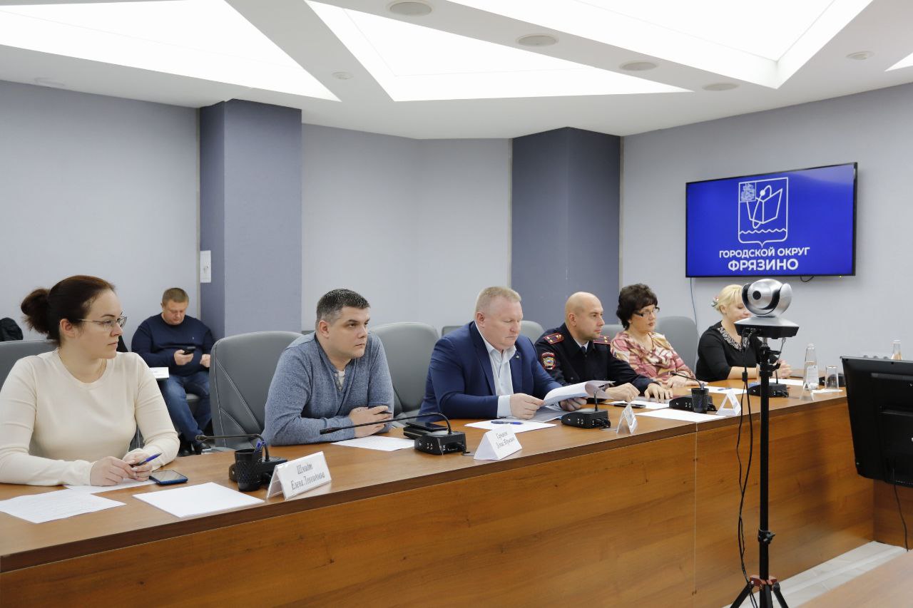 Подвели итоги работ по благоустройству городских территорий в ходе еженедельного оперативного совещания