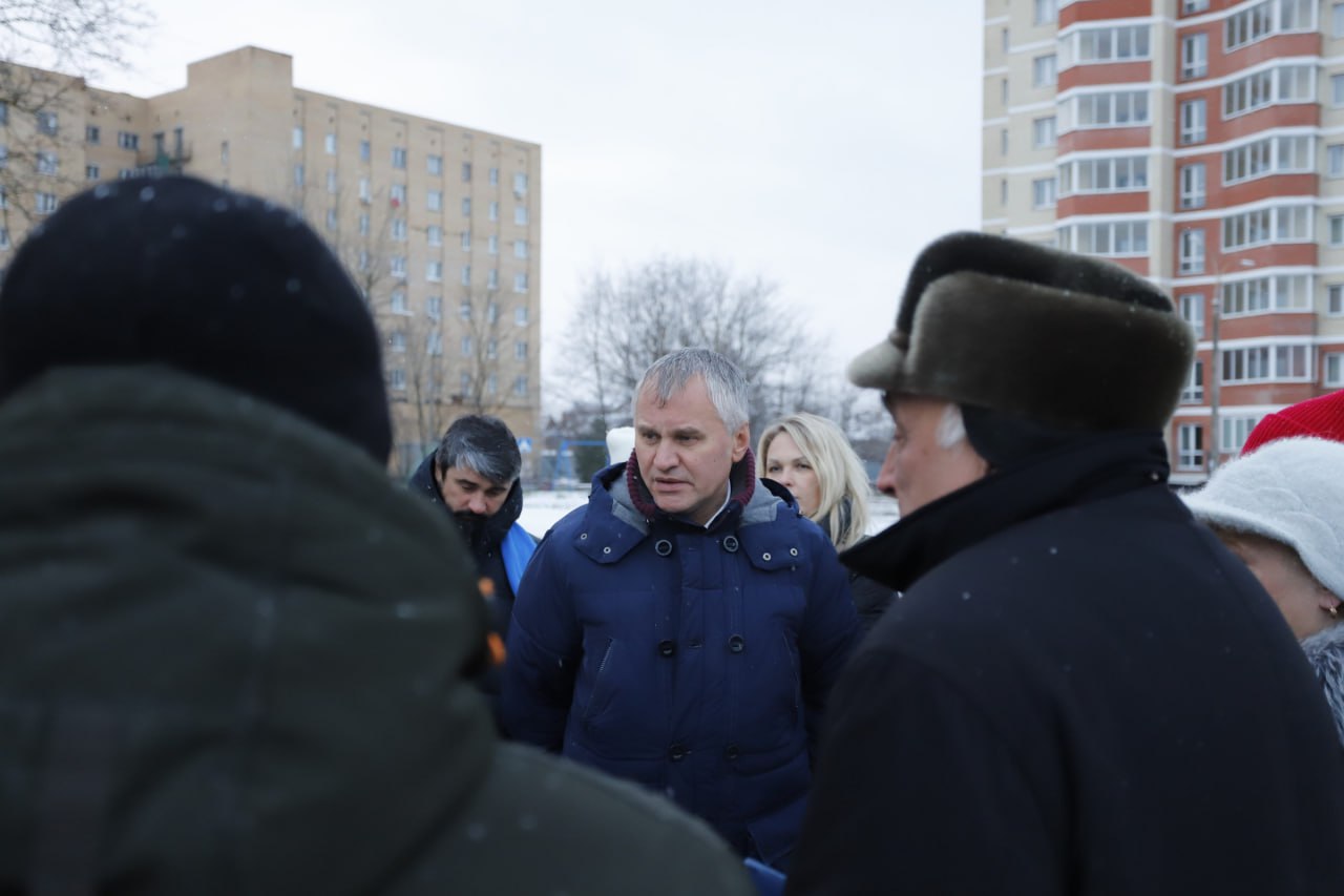 Глава городского округа Фрязино Дмитрий Воробьев встретился с жителями Окружного проезда