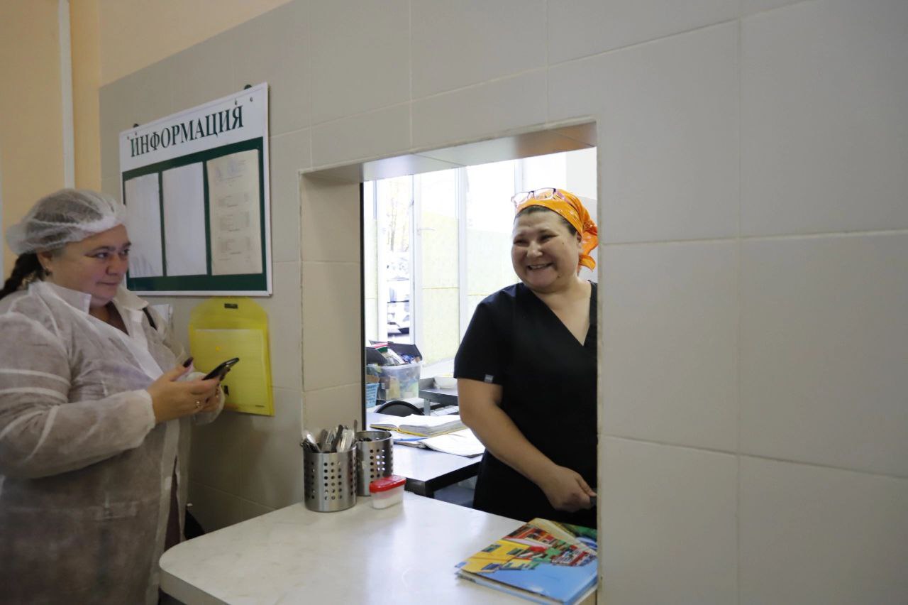В школе №3 проверили качество горячего питания