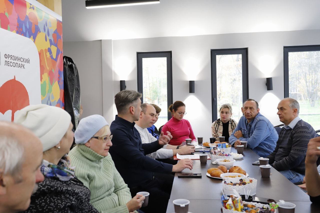 Встреча с жителями, активистами и спортсменами в Фрязинском лесопарке