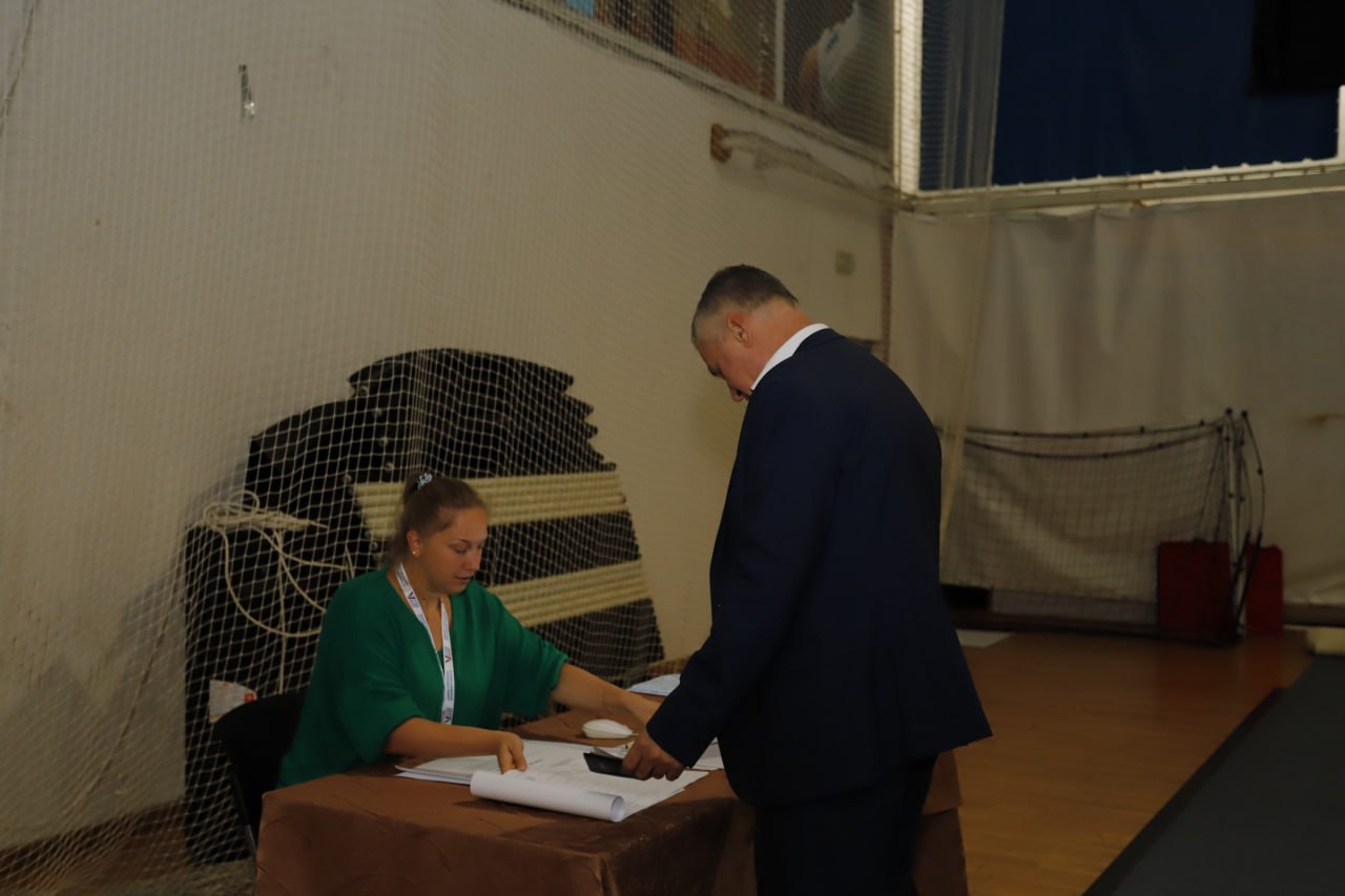 Сегодня в 8.00 25 избирательных участков открылись во Фрязино