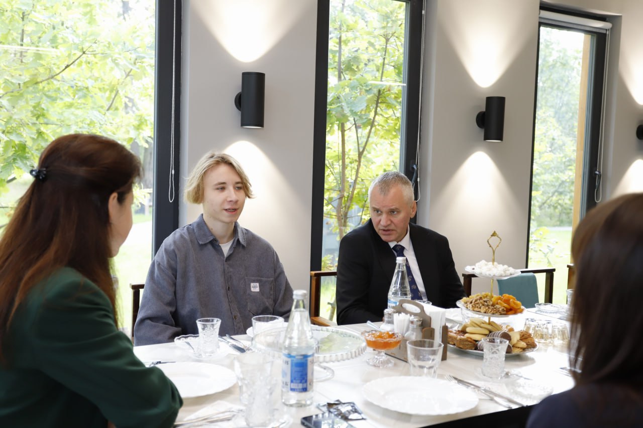 Сегодня мы вручили сертификат на приобретение собственного жилья нашему фрязинцу Даниилу!