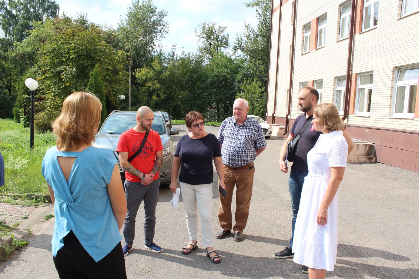 Заместитель главы г.о. Фрязино Юлия Шувалова проверила подготовку к отопительному сезону и состояние территории стационара Обособленного подразделения им. Гольца