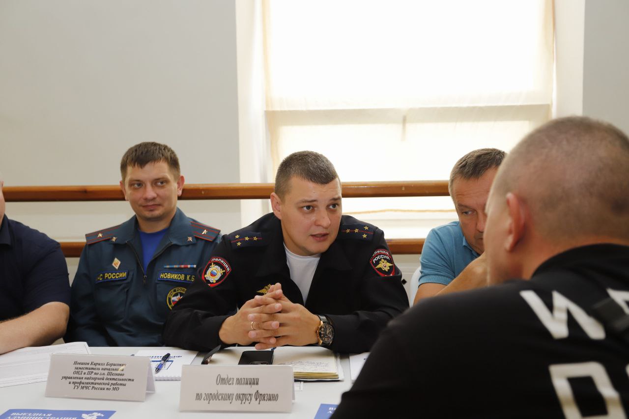 «Выездная администрация» в Центре культуры и досуга «Факел»