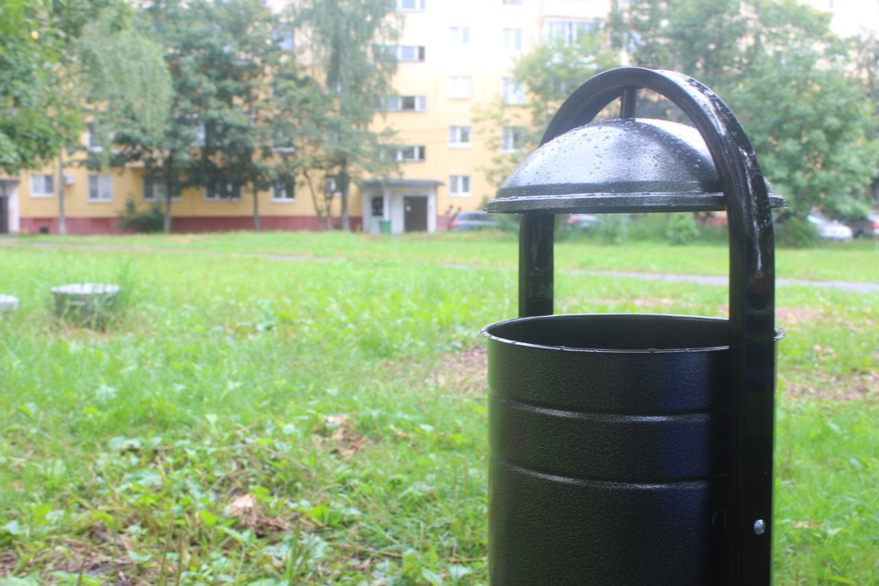 Заместитель главы городского округа Фрязино Антон Тропин встретился с жителями домов № 4к1 и №6 по Проспекту Мира