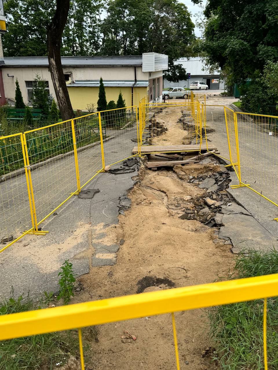 Заместитель главы городского округа Фрязино Наталия Князева провела встречу с жителями дома №33 по улице Вокзальная и дома №26 по улице Ленина