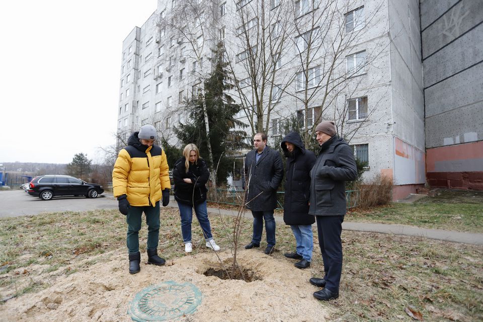 Заместитель главы городского округа Фрязино Артем Вольчак провел встречу с жителями микрорайона №4