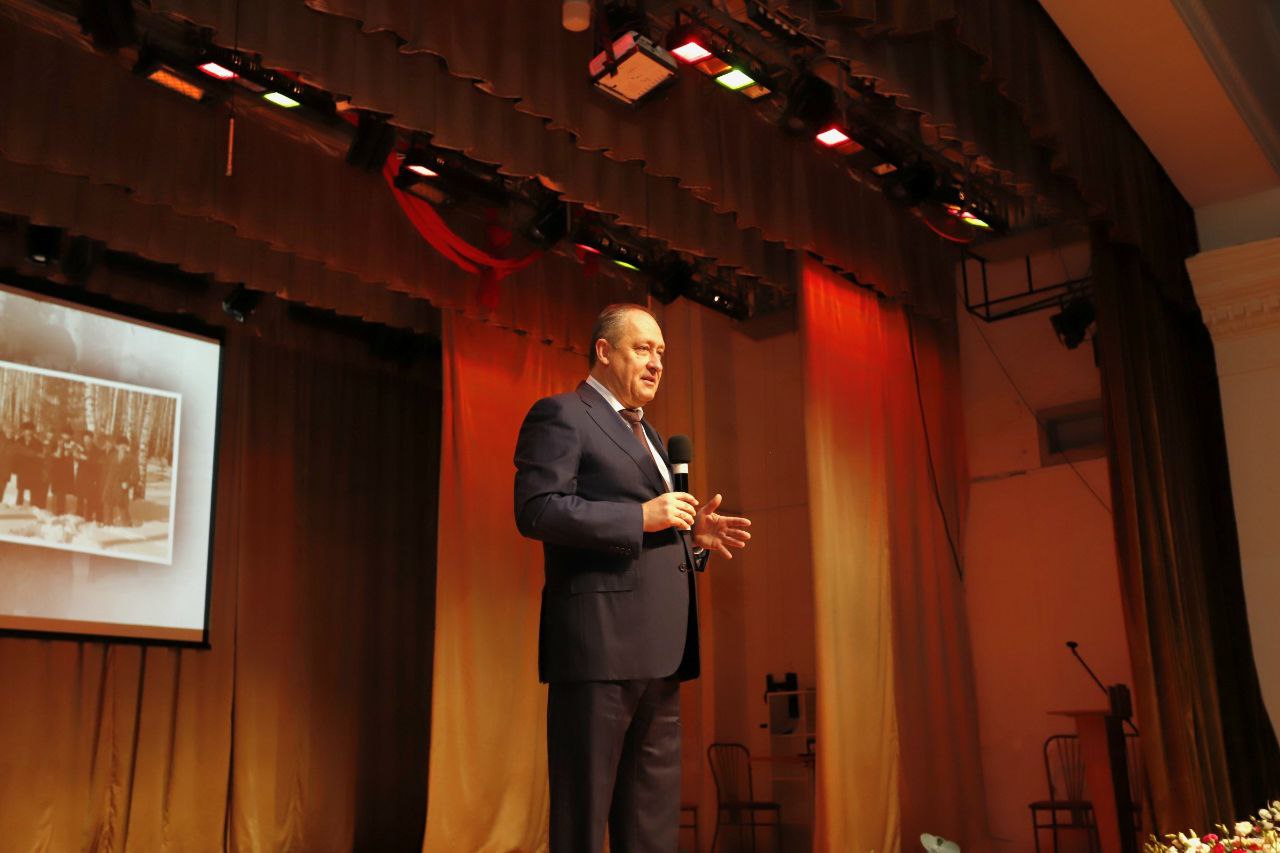 7 декабря Фрязинский завод мощных транзисторов отпраздновал свое 60-летие!