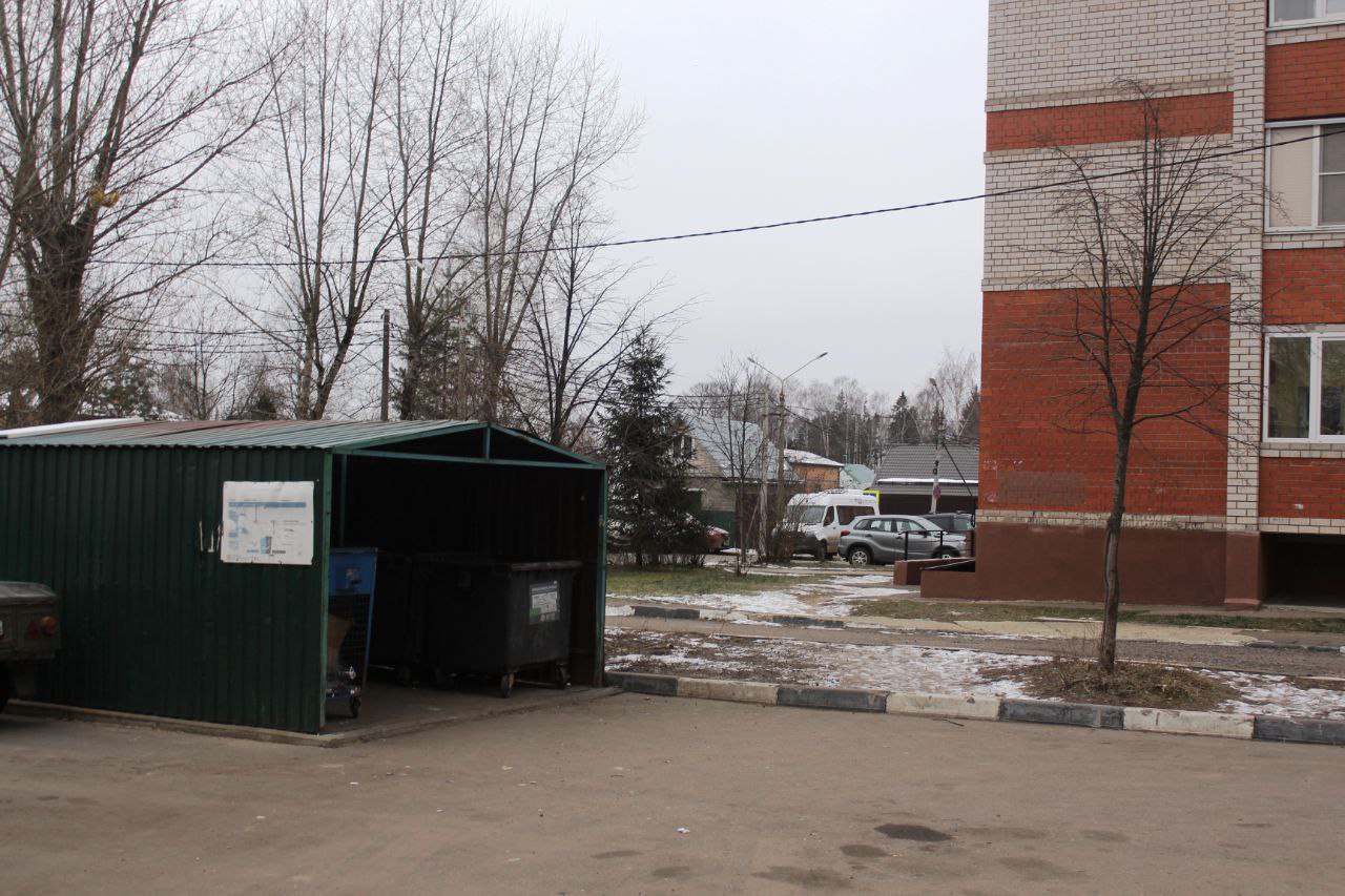 Заместитель главы городского округа Фрязино Наталья Силаева встретилась с жителями дома номер 16к2 по улице Нахимова