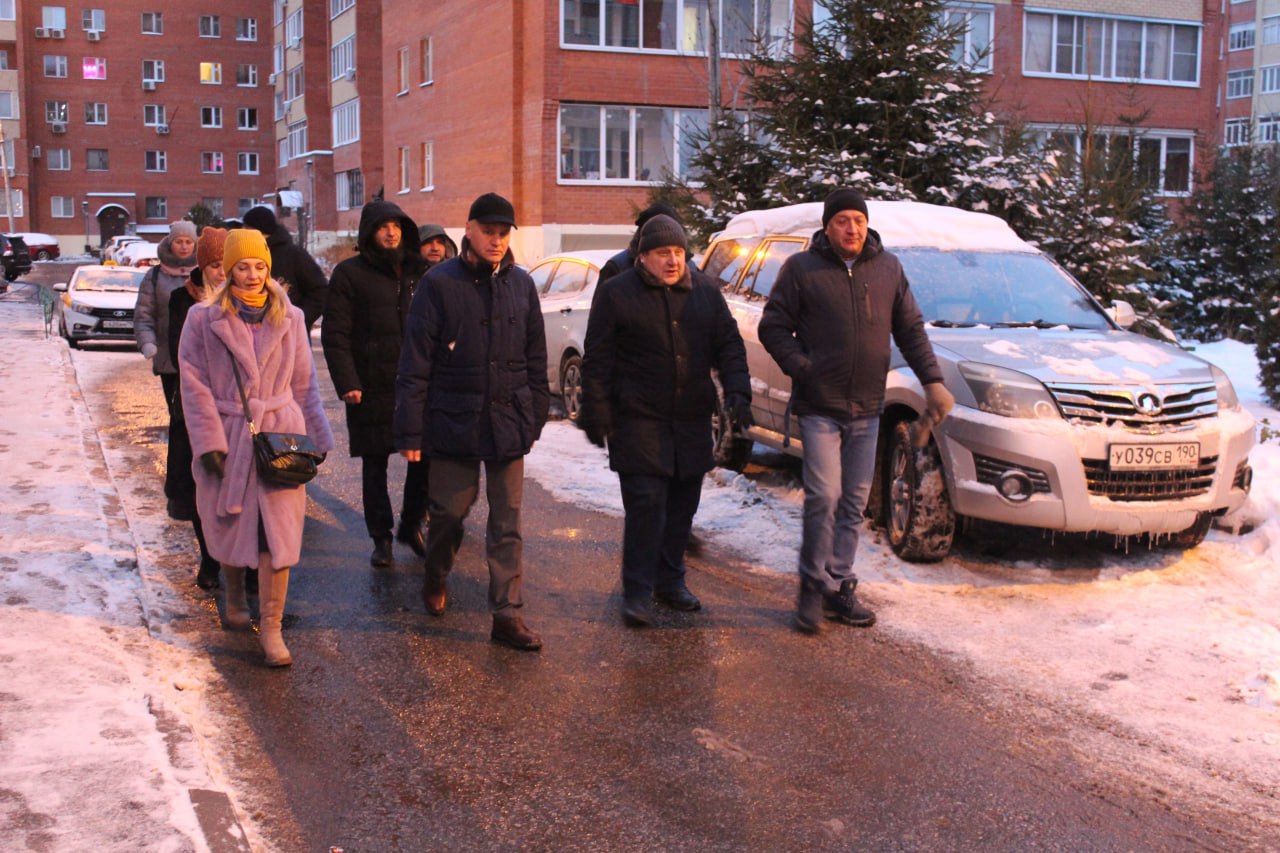 Глава городского округа Фрязино Дмитрий Воробьев проверил качество работы управляющей организации и городских служб