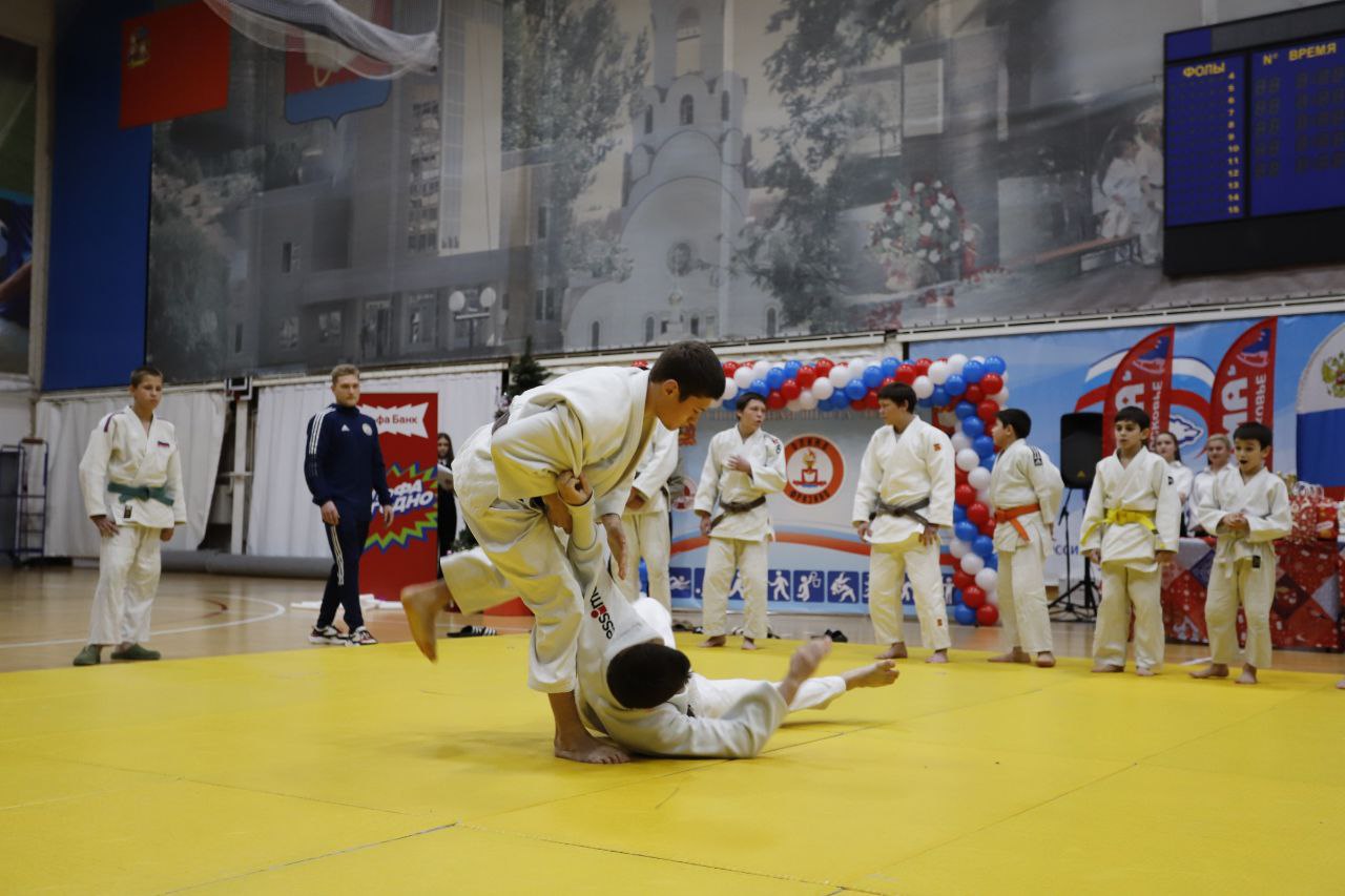 На арене спортшколы «Олимп» состоялся традиционный праздник – подведение спортивных итогов 2024 года