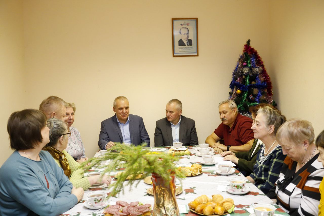 Глава городского округа Фрязино Дмитрий Воробьев встретился с участниками местных отделений Союза пенсионеров Подмосковья, Всероссийского общества инвалидов и муниципального Совета ветеранов