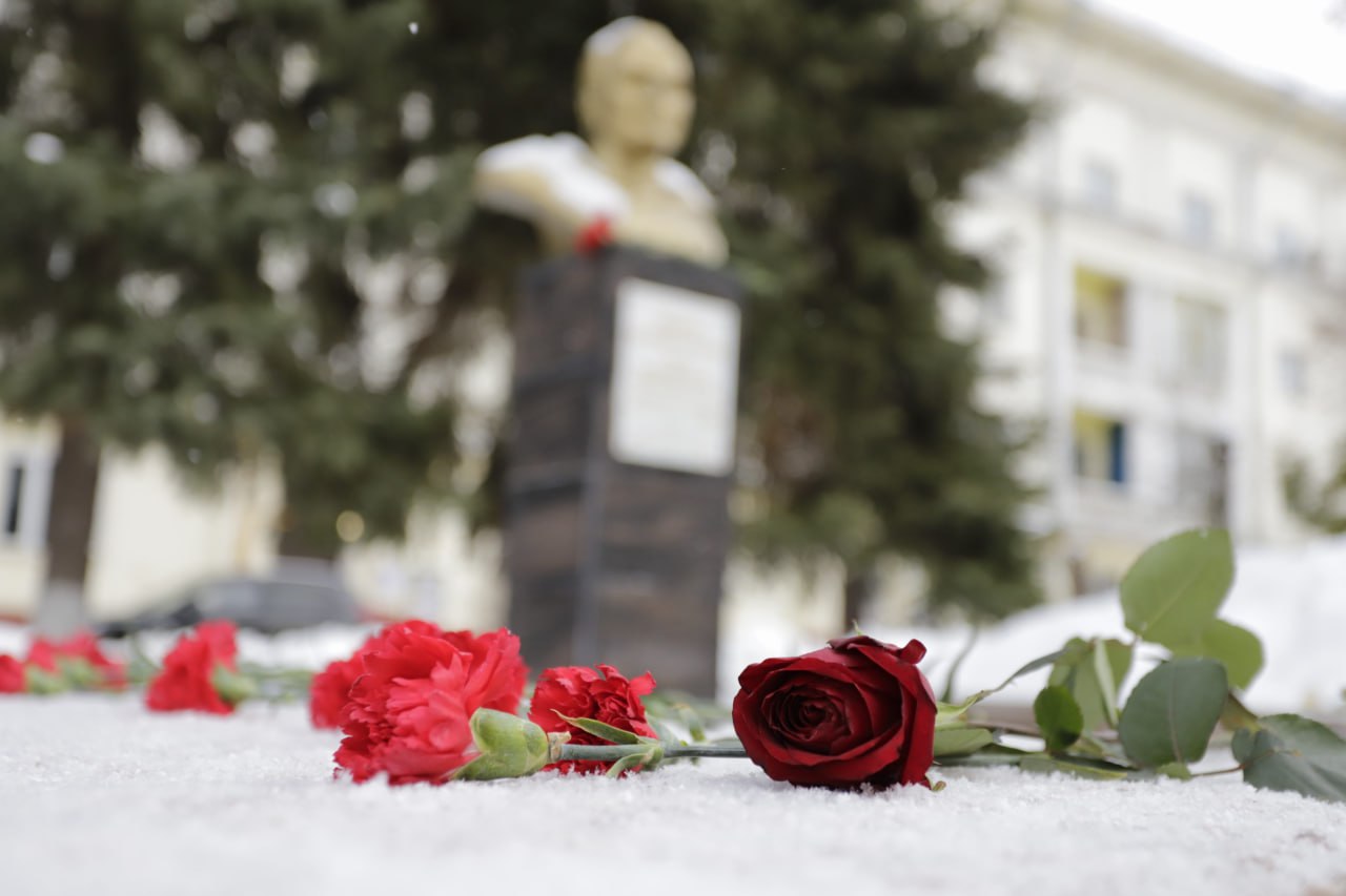 Торжественный митинг на Аллее Героев в честь 81-й годовщины окончания Сталинградской Битвы