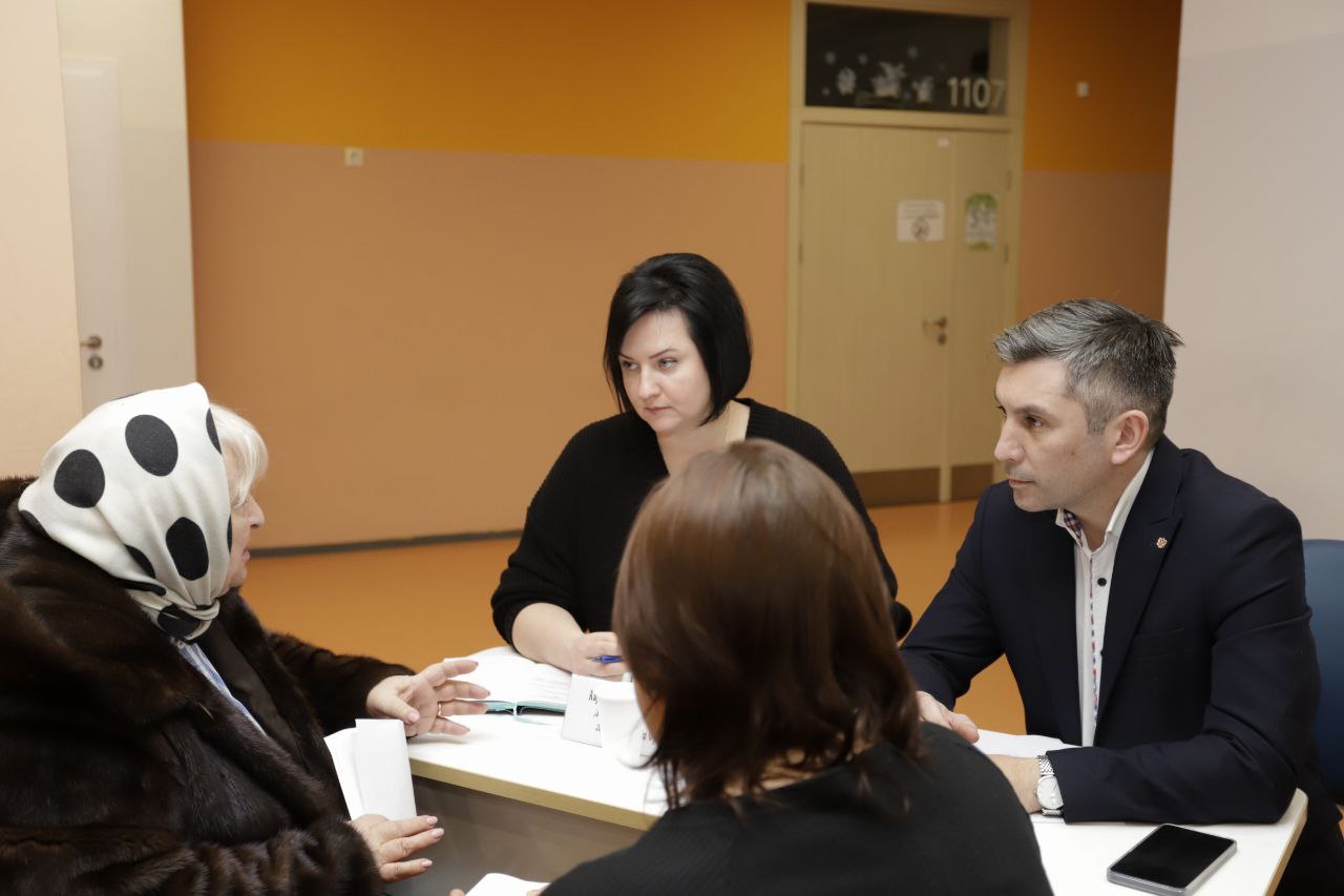 Глава городского округа Фрязино Дмитрий Воробьев провел встречу с жителями