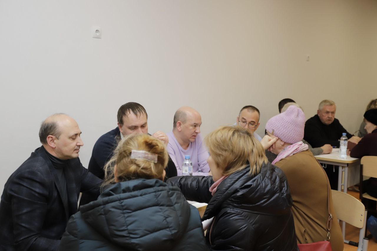 Глава городского округа Фрязино Дмитрий Воробьев провел встречу с жителями