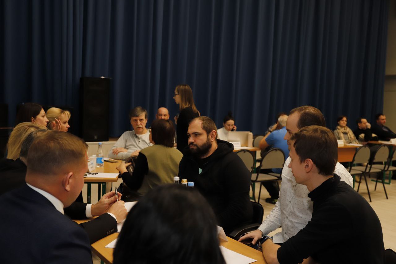 Глава городского округа Фрязино Дмитрий Воробьев провел выездную встречу с жителями в Лицее