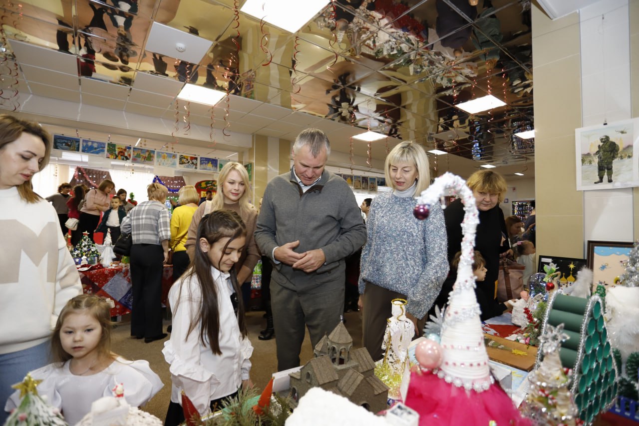 Во дворце культуры «Исток» подвели итоги одного из наших самых любимых городских конкурсов - «Вифлеемская звезда»⭐️