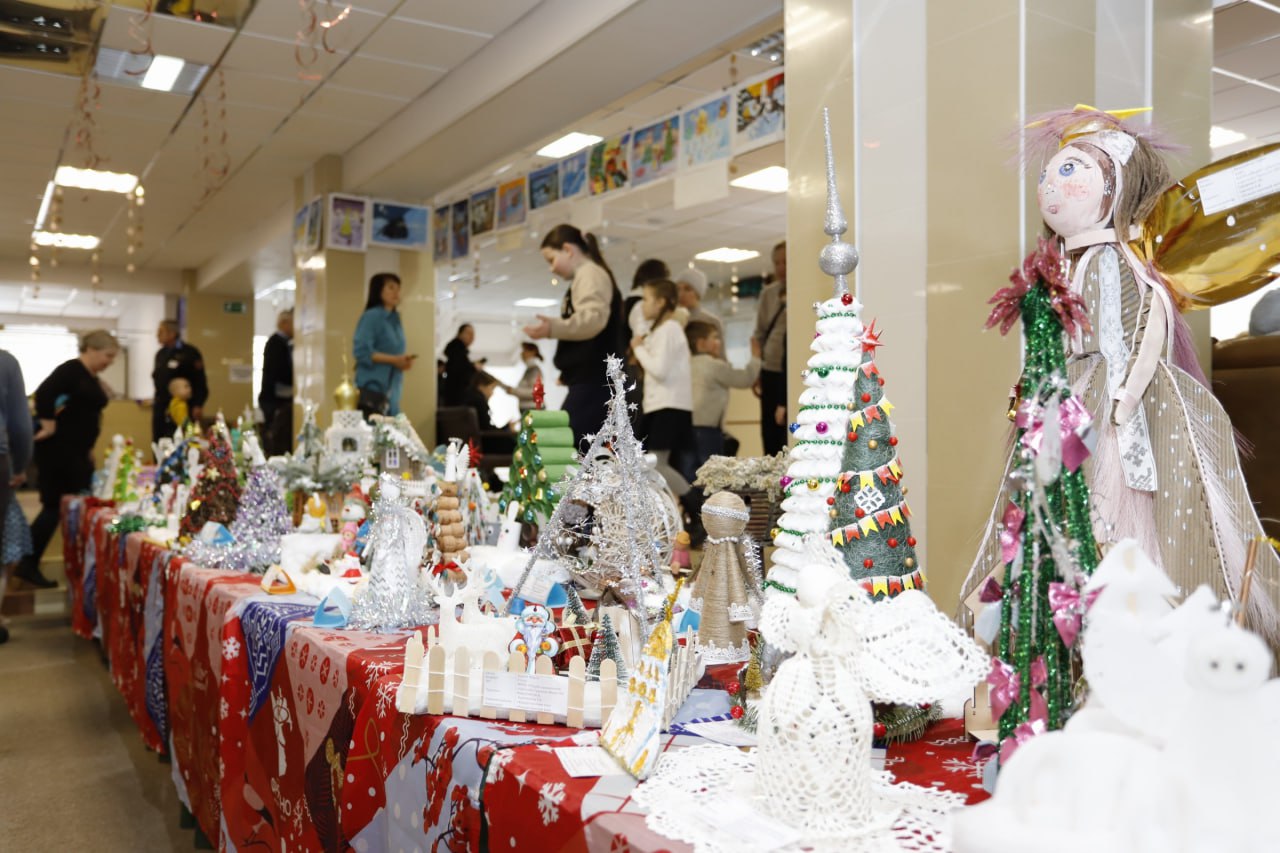 Во дворце культуры «Исток» подвели итоги одного из наших самых любимых городских конкурсов - «Вифлеемская звезда»⭐️