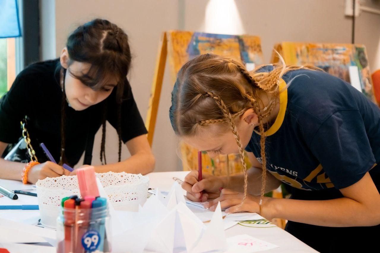 Главный праздник страны – День России отметили во Фрязинском лесопарке